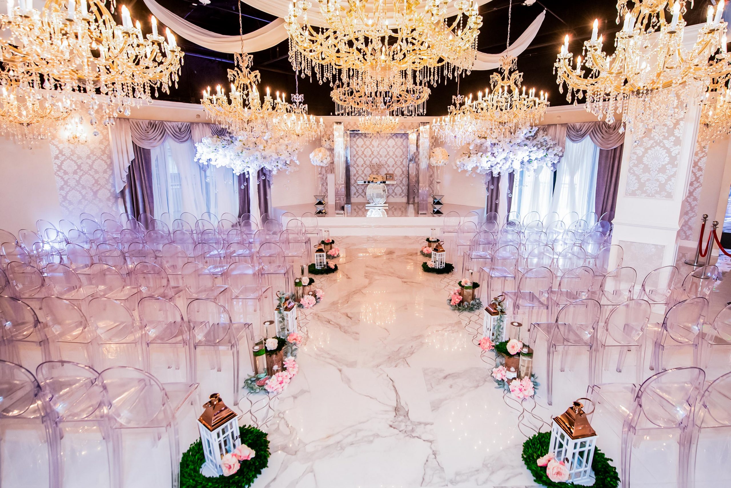 Wondering what 2022 has in store for weddings? Check out our blog featuring the wedding trends of 2022 that we predict will go BIG!