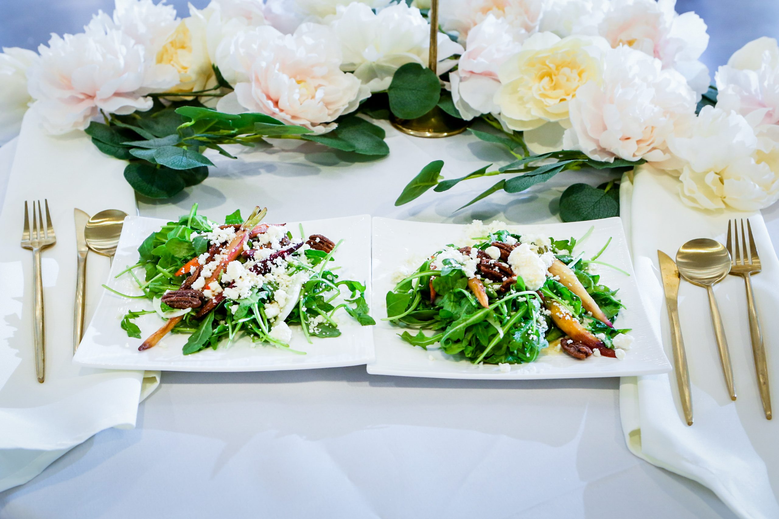 Here are some amazing BBQ recipes to include in your wedding menu and brilliant wedding ideas that go with them your wedding!