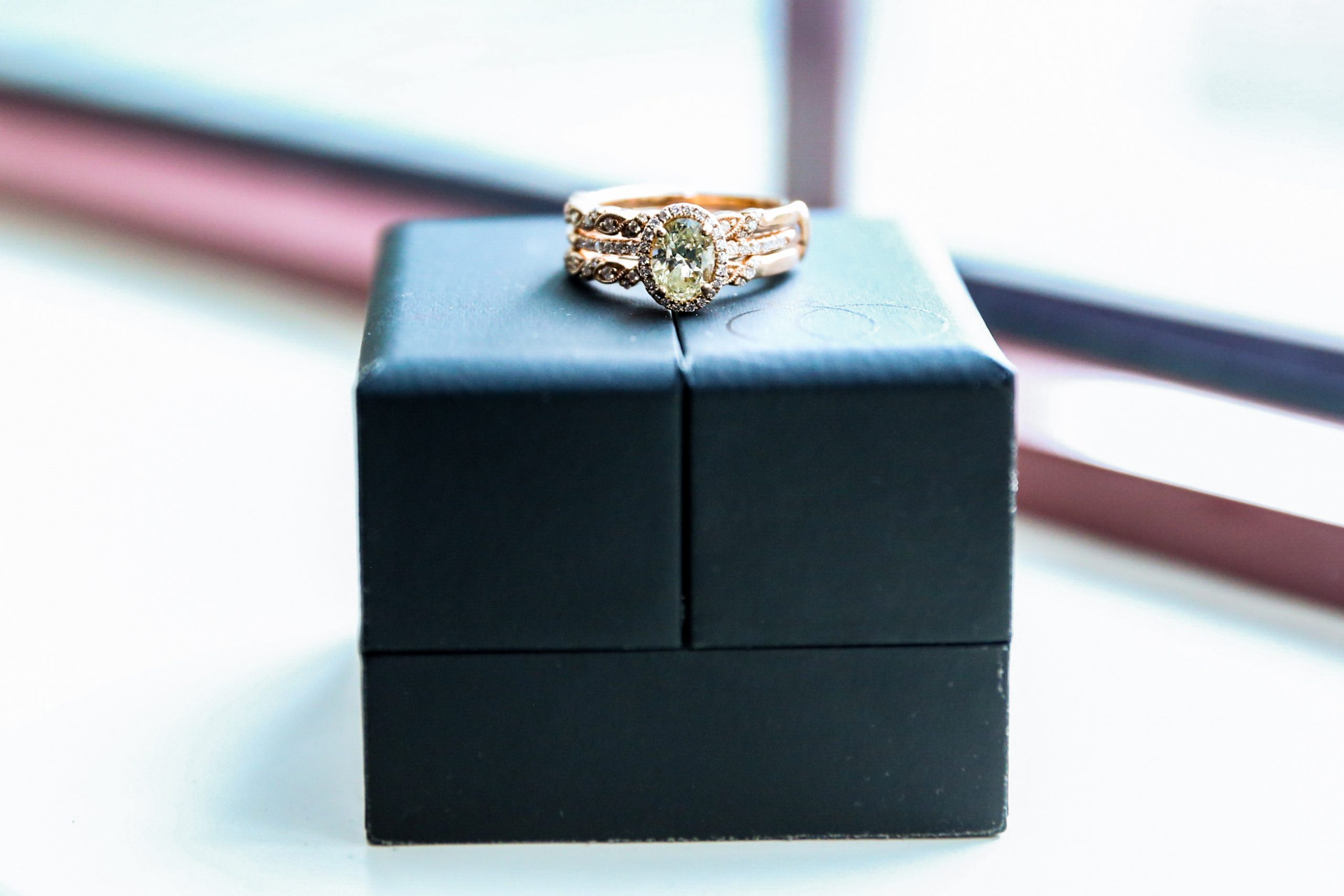 Looking to surprise the best girls in your life with some amazing gifts? Here are some ideas that will make your friends feel special!