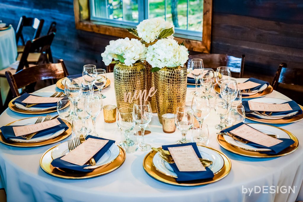 Gold Accents To Dress Up Your Wedding Day Decor